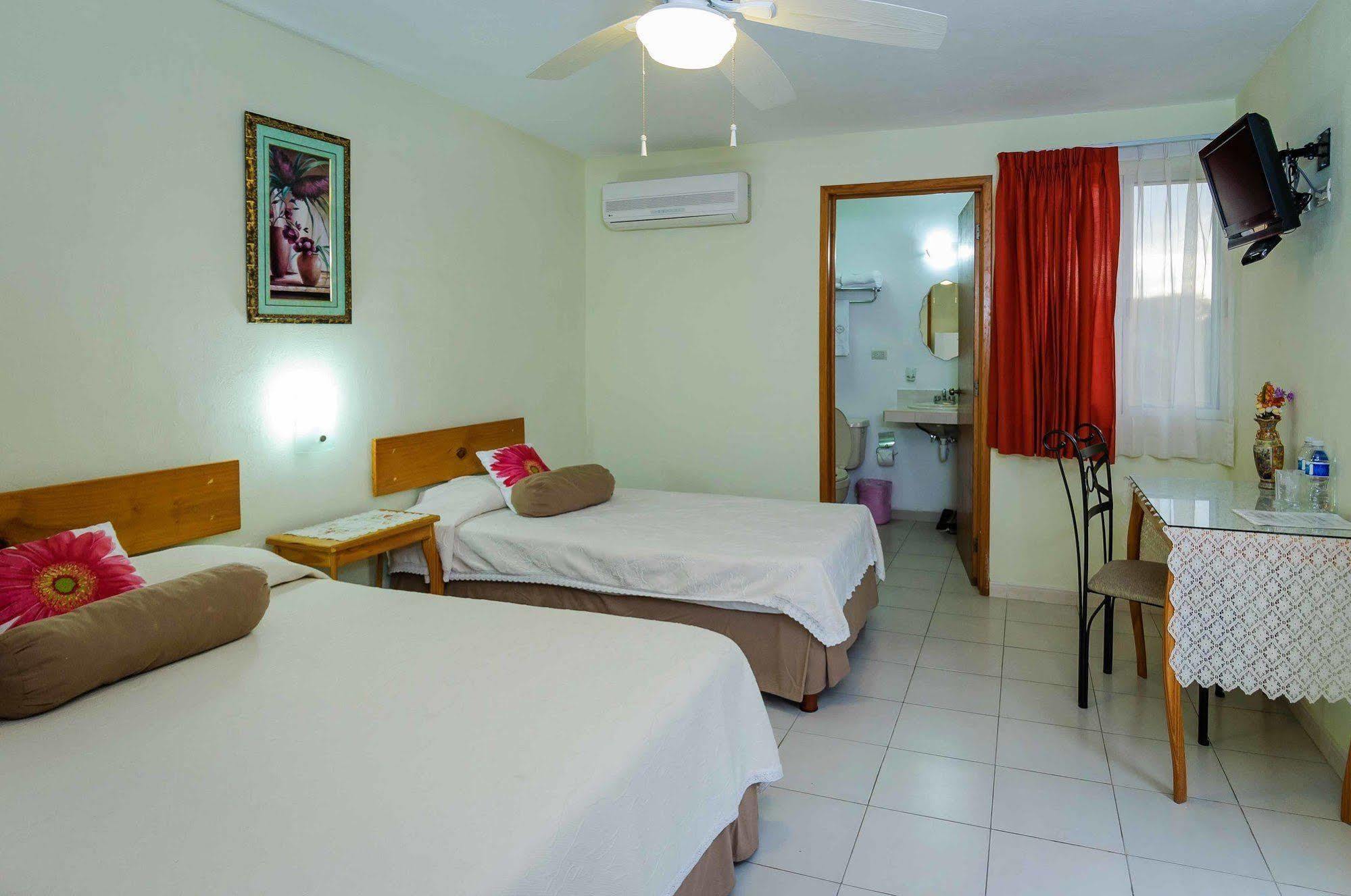 Hotel Casa Nobel Mérida Exteriér fotografie